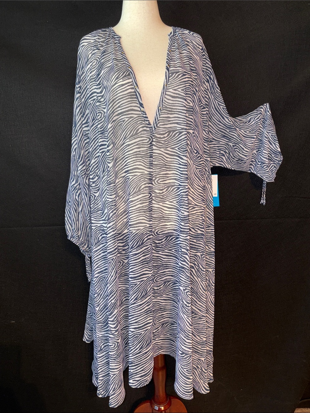 H&M Blue and White Zebra Print Swim Coverup